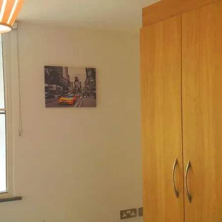 Apartment The Chatfield Bs1 1rt *